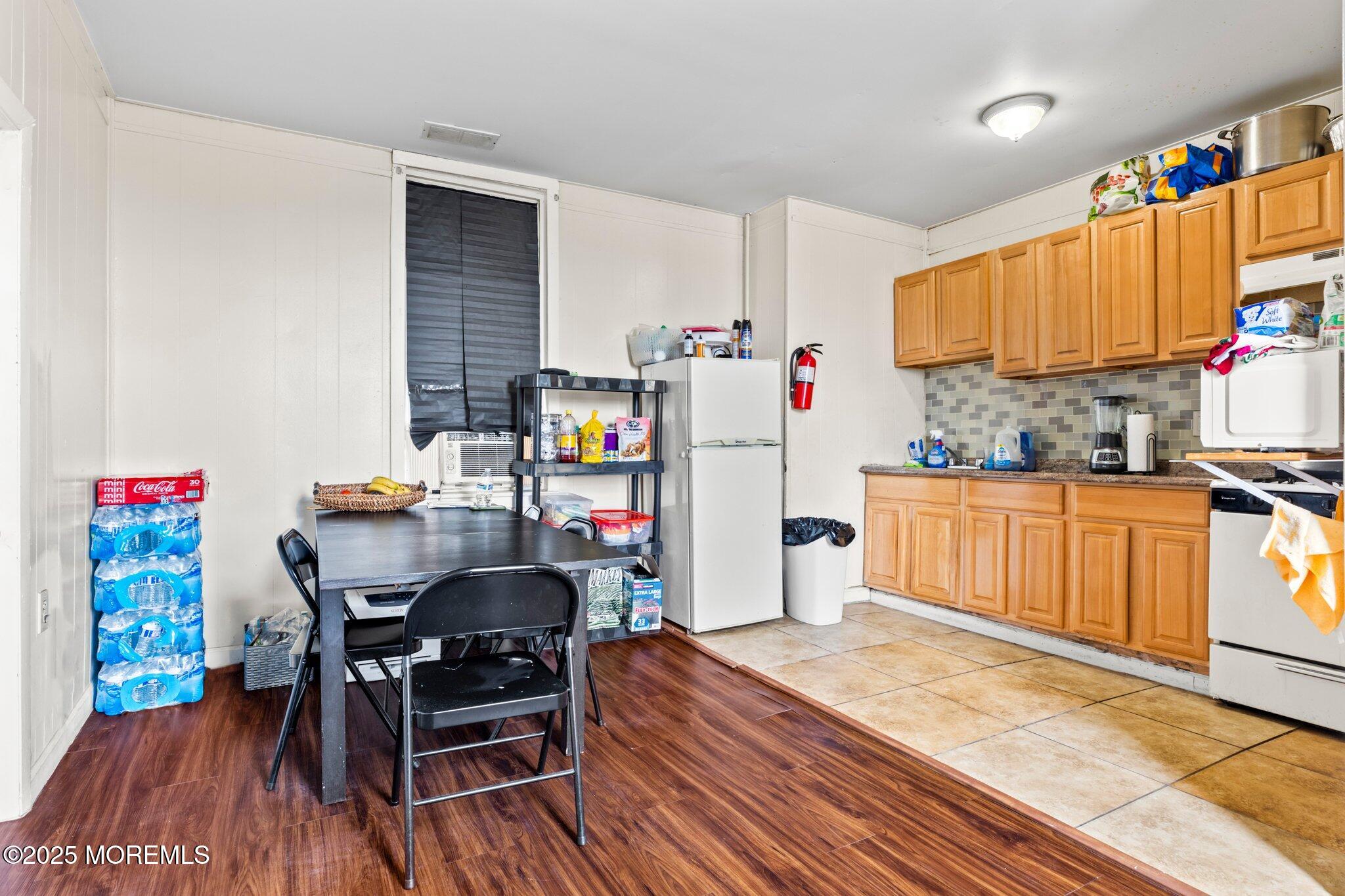 288 Morris Avenue Image 2