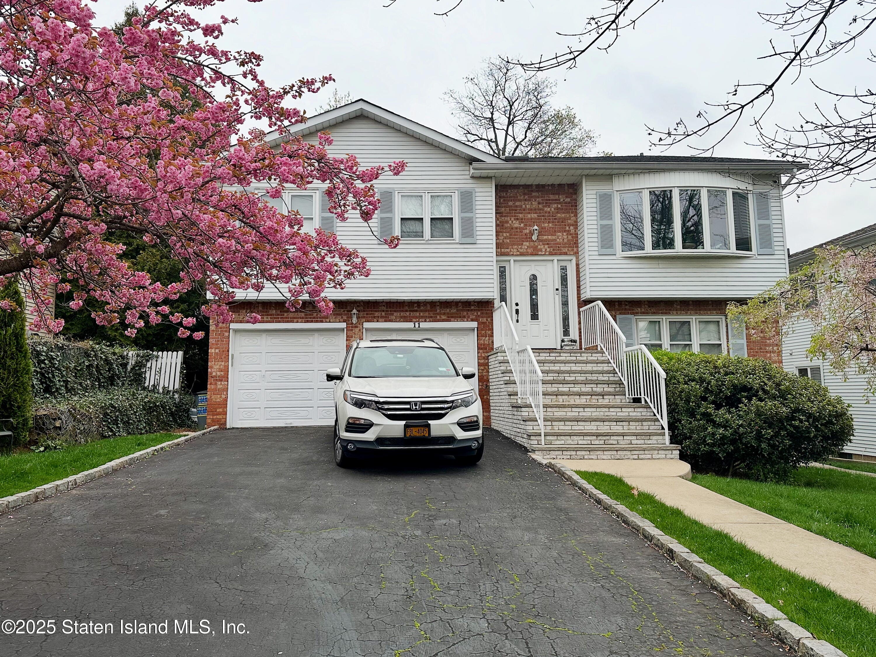 11 Hallister Street Image 1
