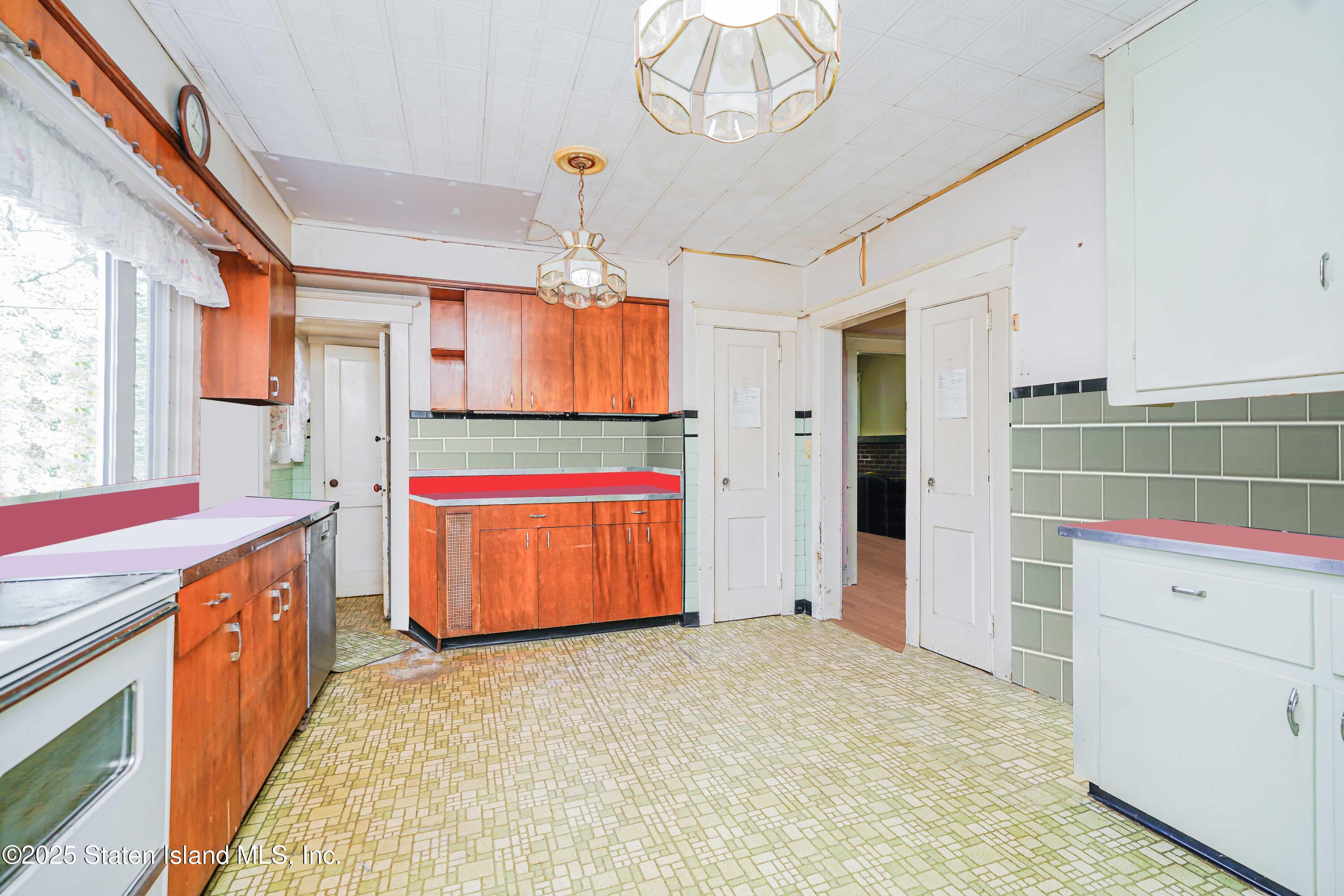 142 Great Kills Road A, Staten Island, NY, 10308 image 19