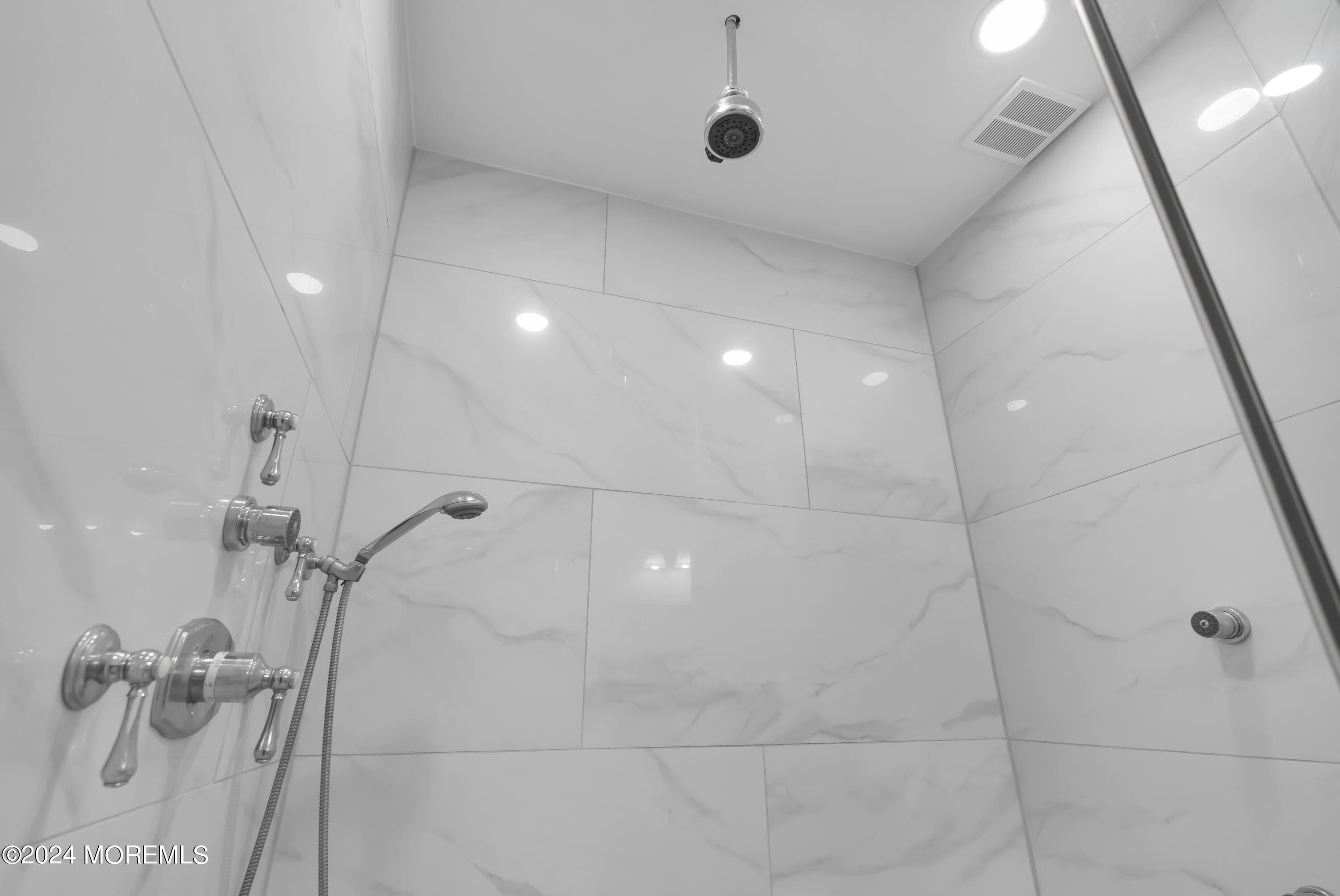 6 Afton Road, Jackson, NJ, 08527 image 45