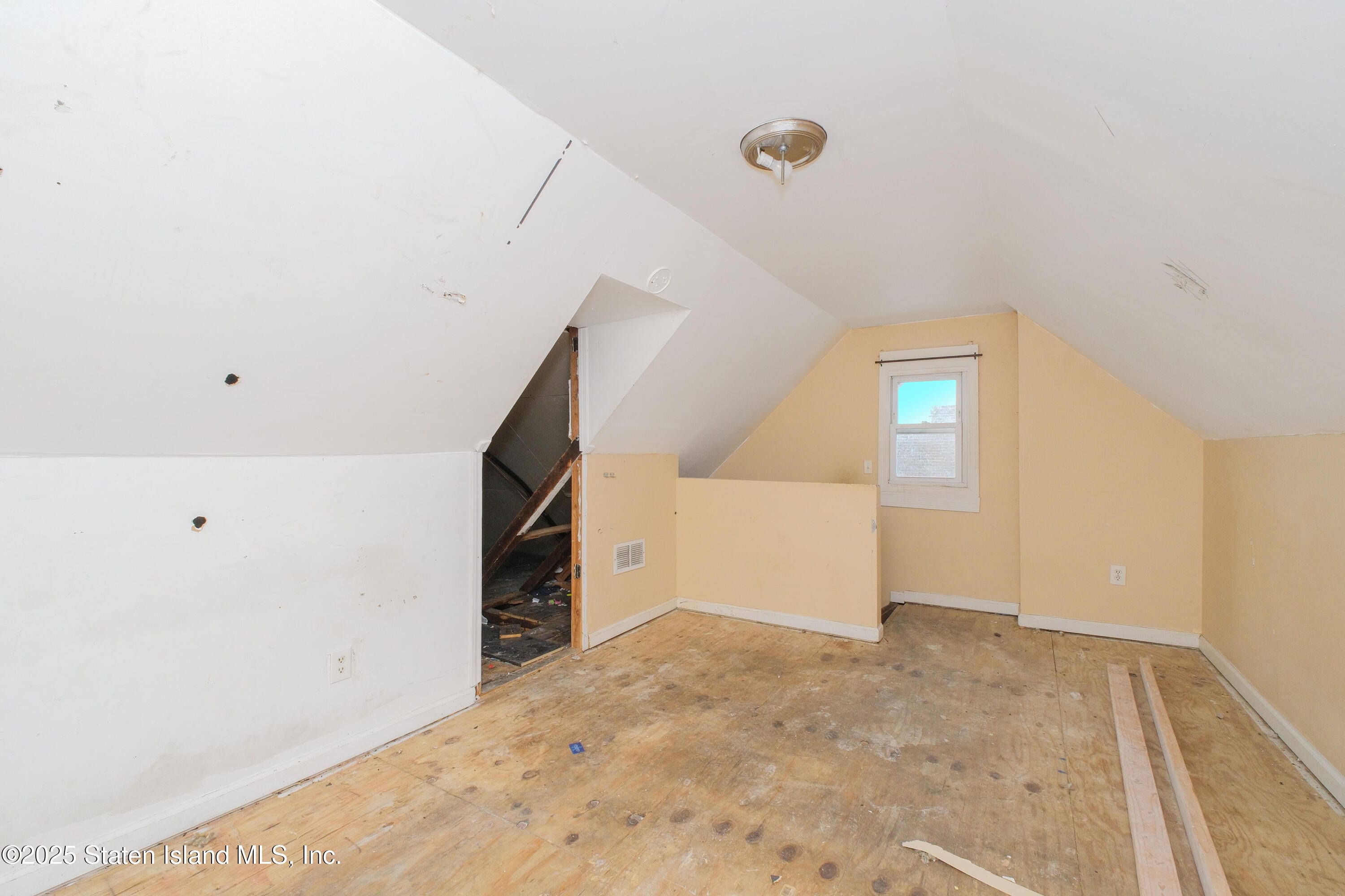 225 N Burgher Avenue, Staten Island, NY, 10310 image 33