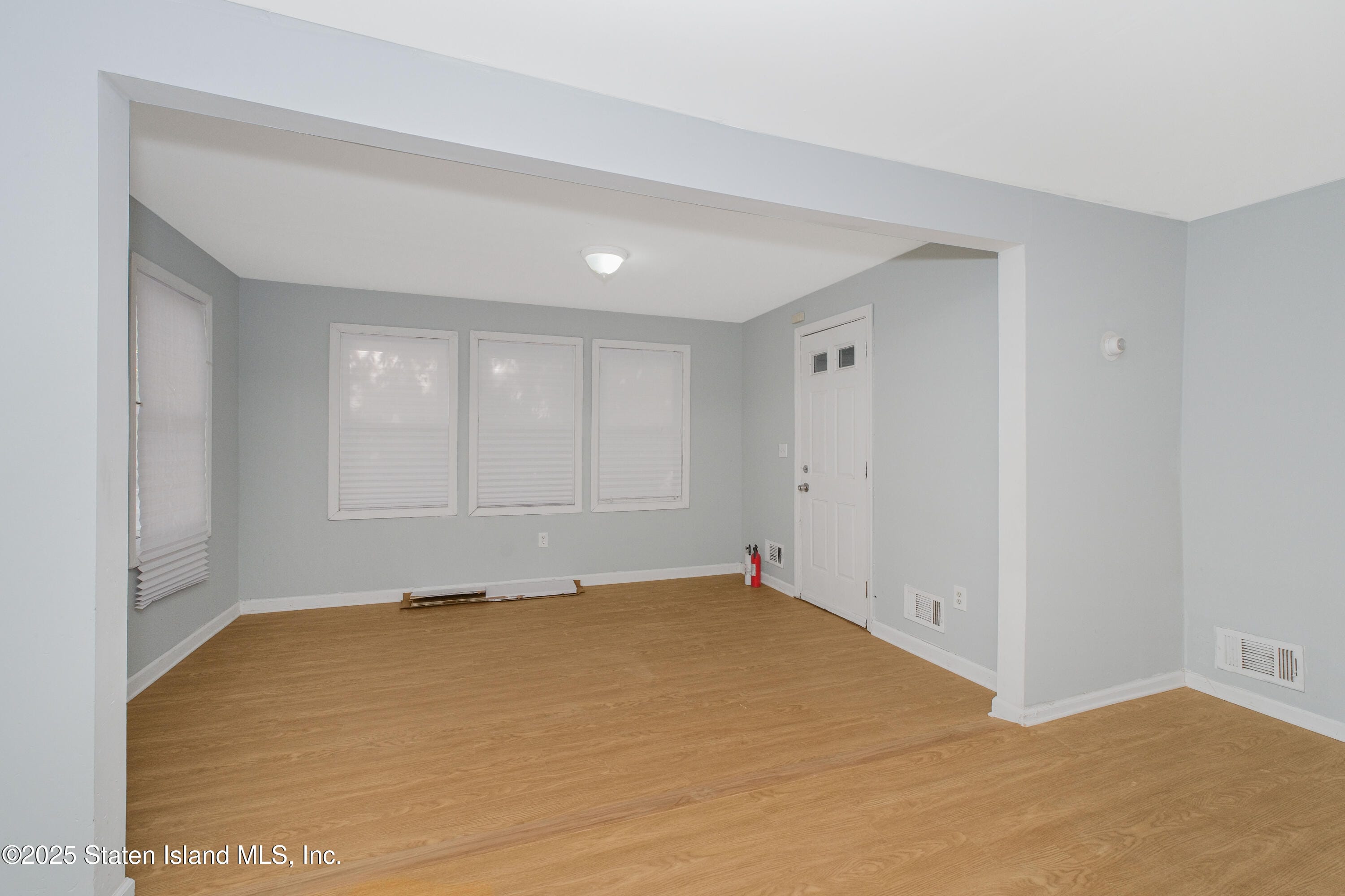 225 N Burgher Avenue, Staten Island, NY, 10310 image 12