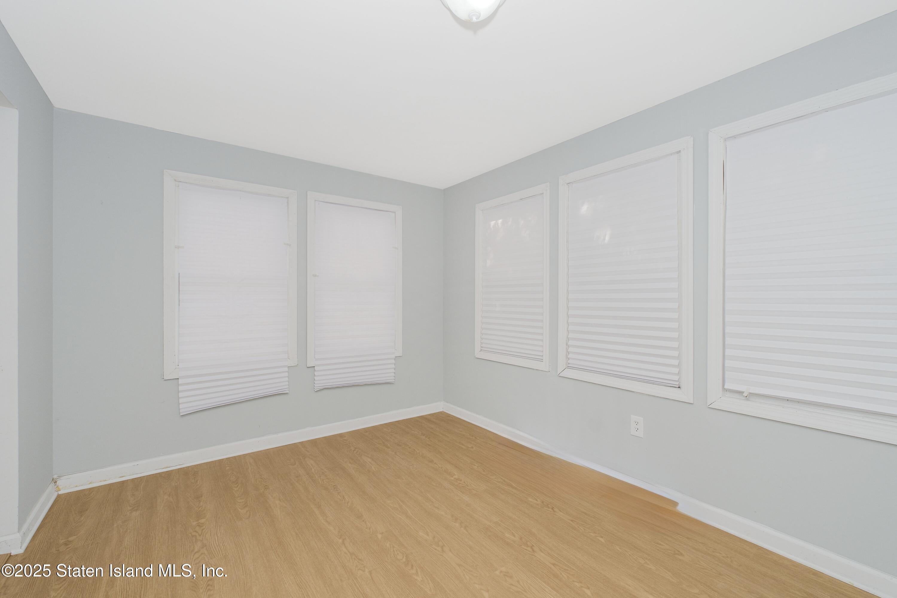 225 N Burgher Avenue, Staten Island, NY, 10310 image 14