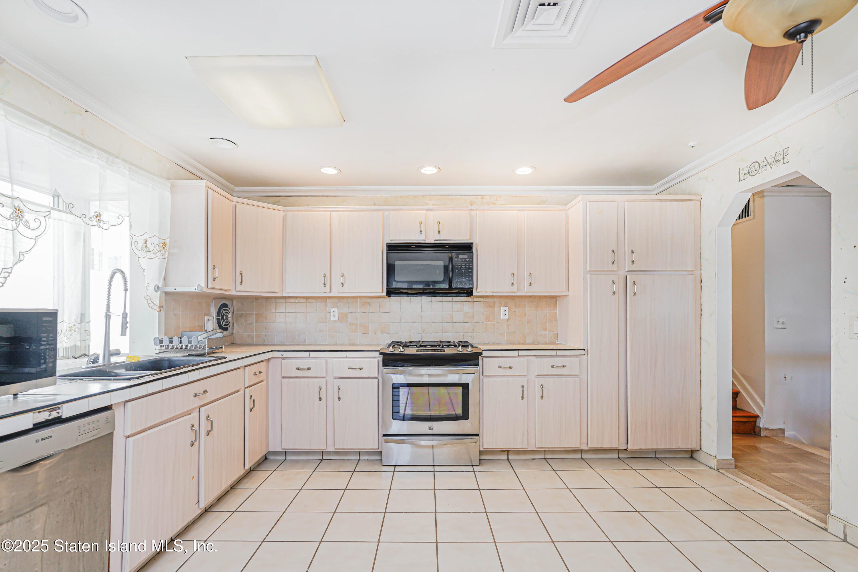 228 Nome Avenue, Staten Island, NY, 10314 image 17