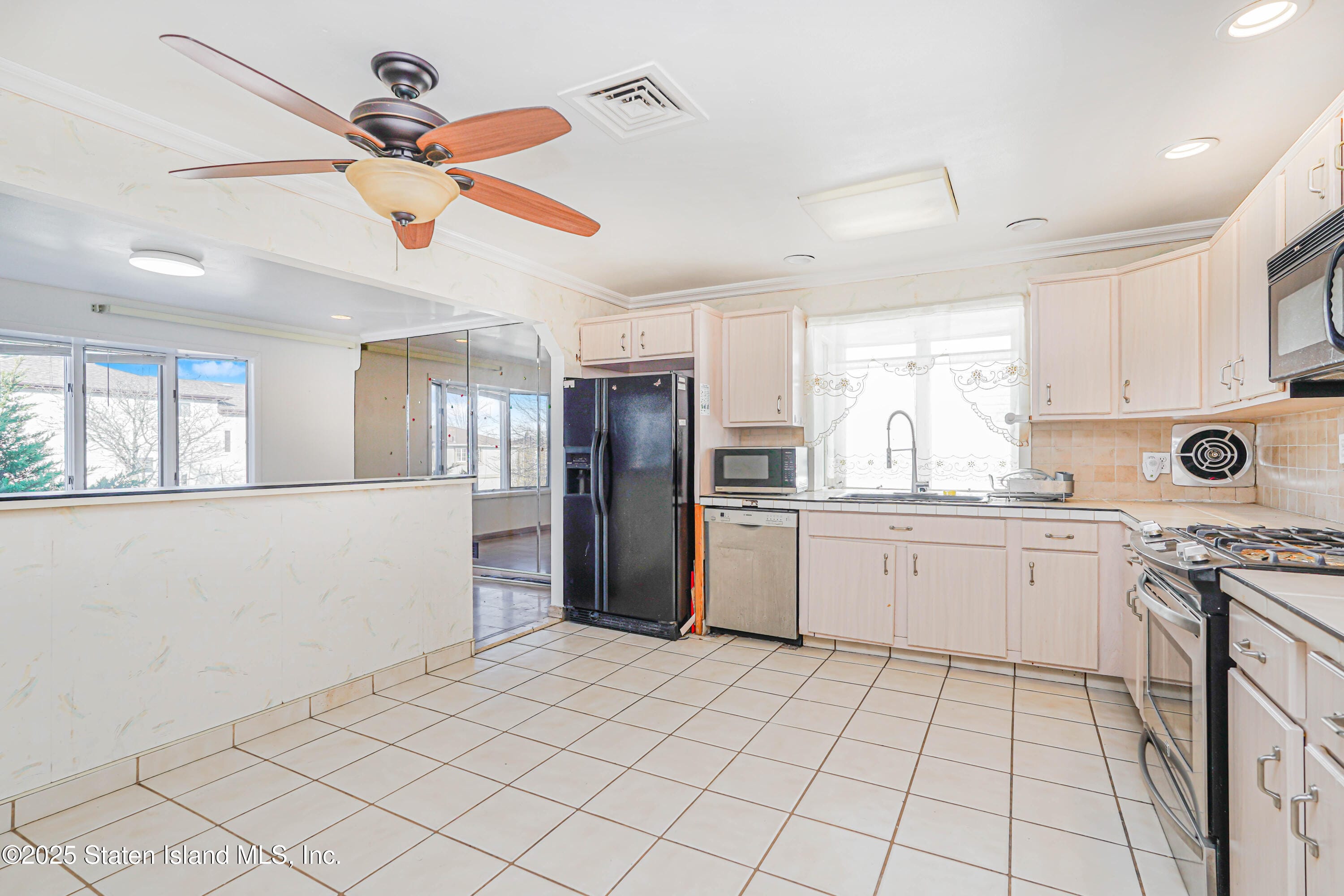 228 Nome Avenue, Staten Island, NY, 10314 image 18