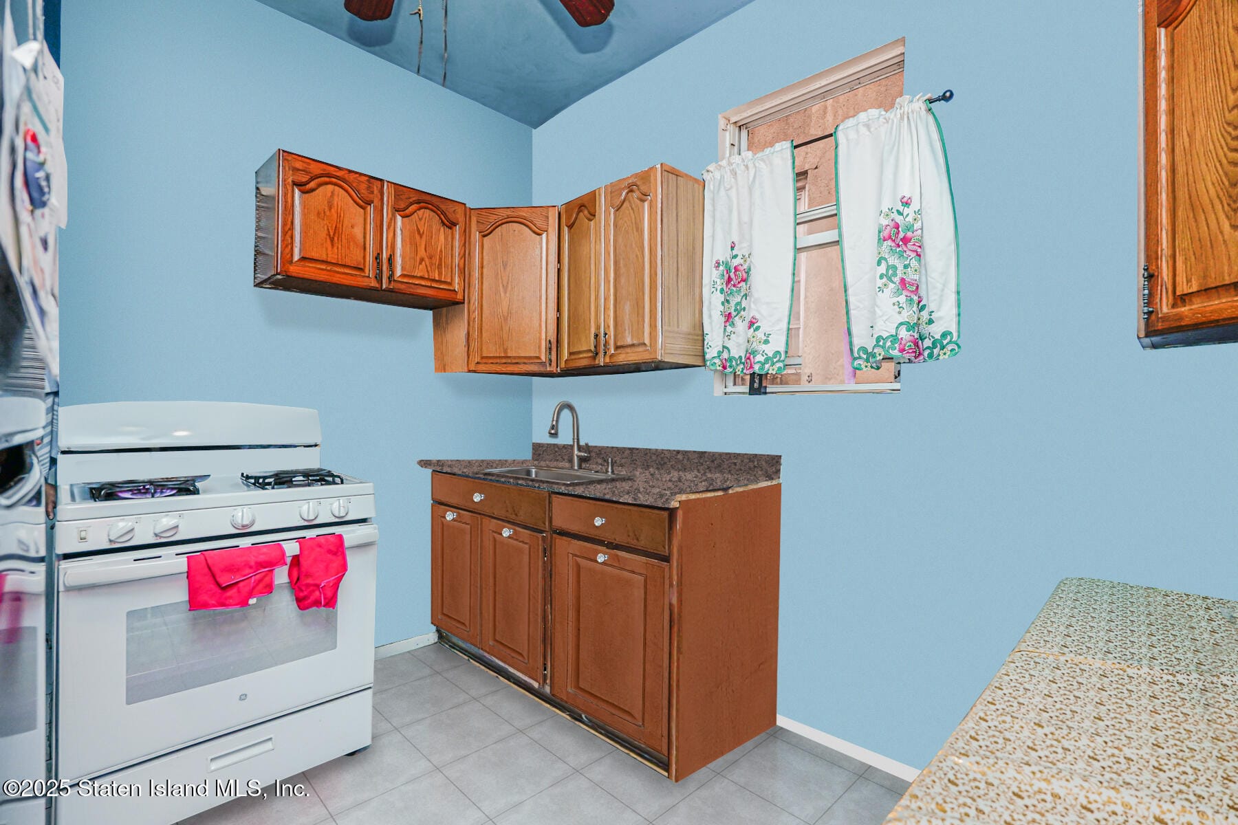 63 Brook Street Image 4