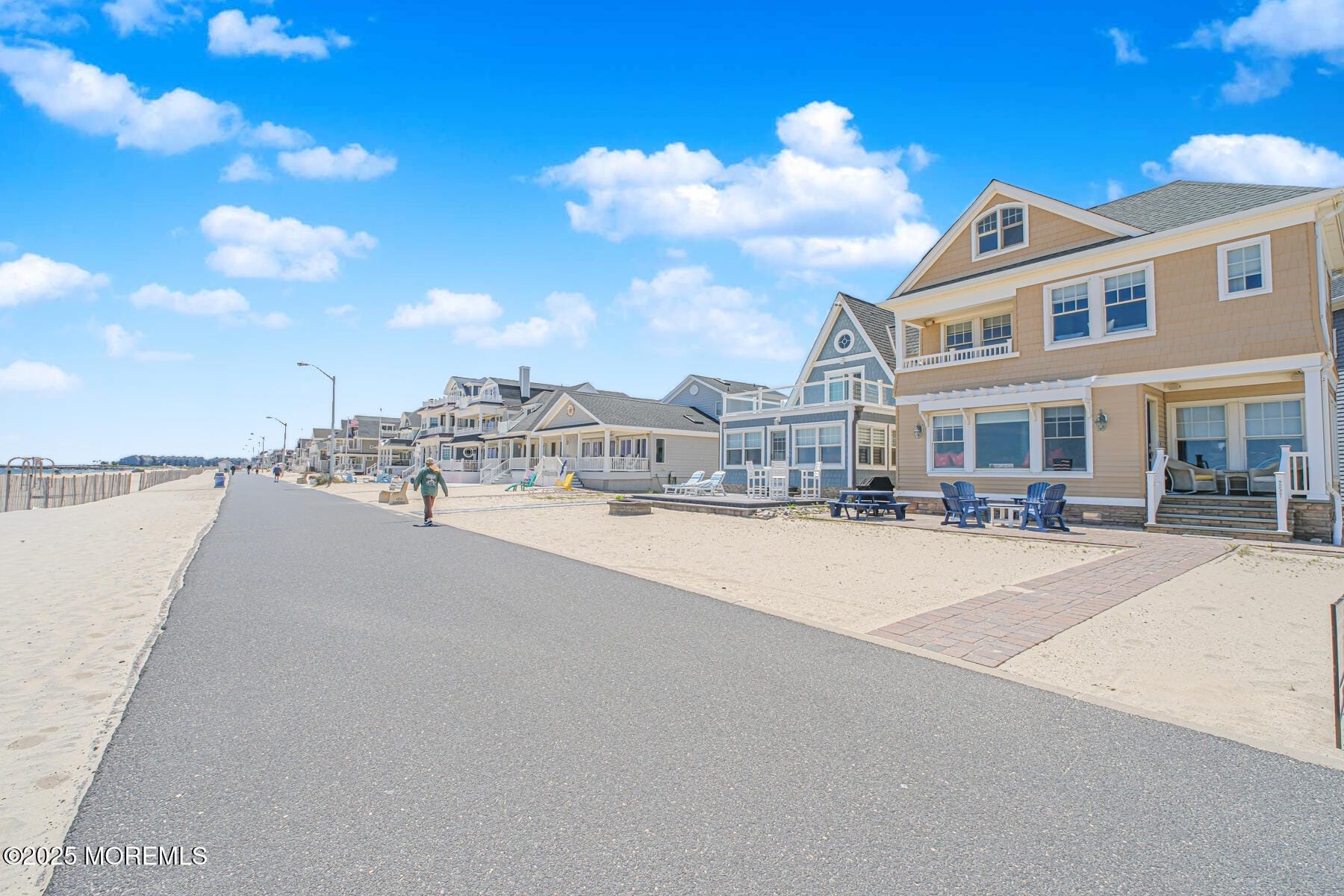 257 Beachfront Image 5