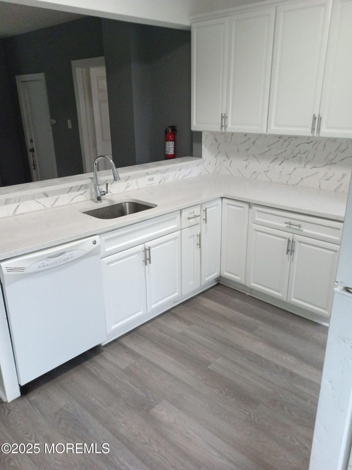 154 Ridge Avenue Image 4