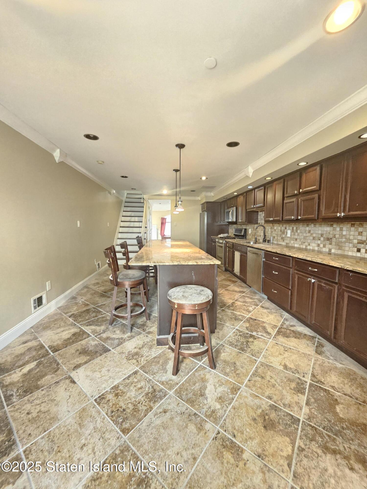 17 Maxie Court, Staten Island, NY, 10304 image 9