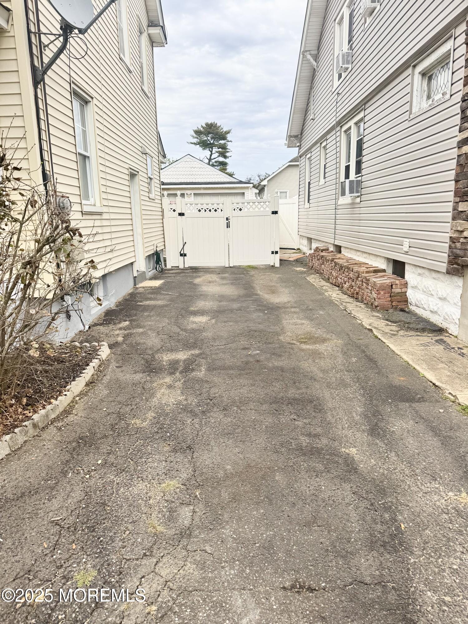 209 Broadway, Keyport, NJ, 07735 image 24