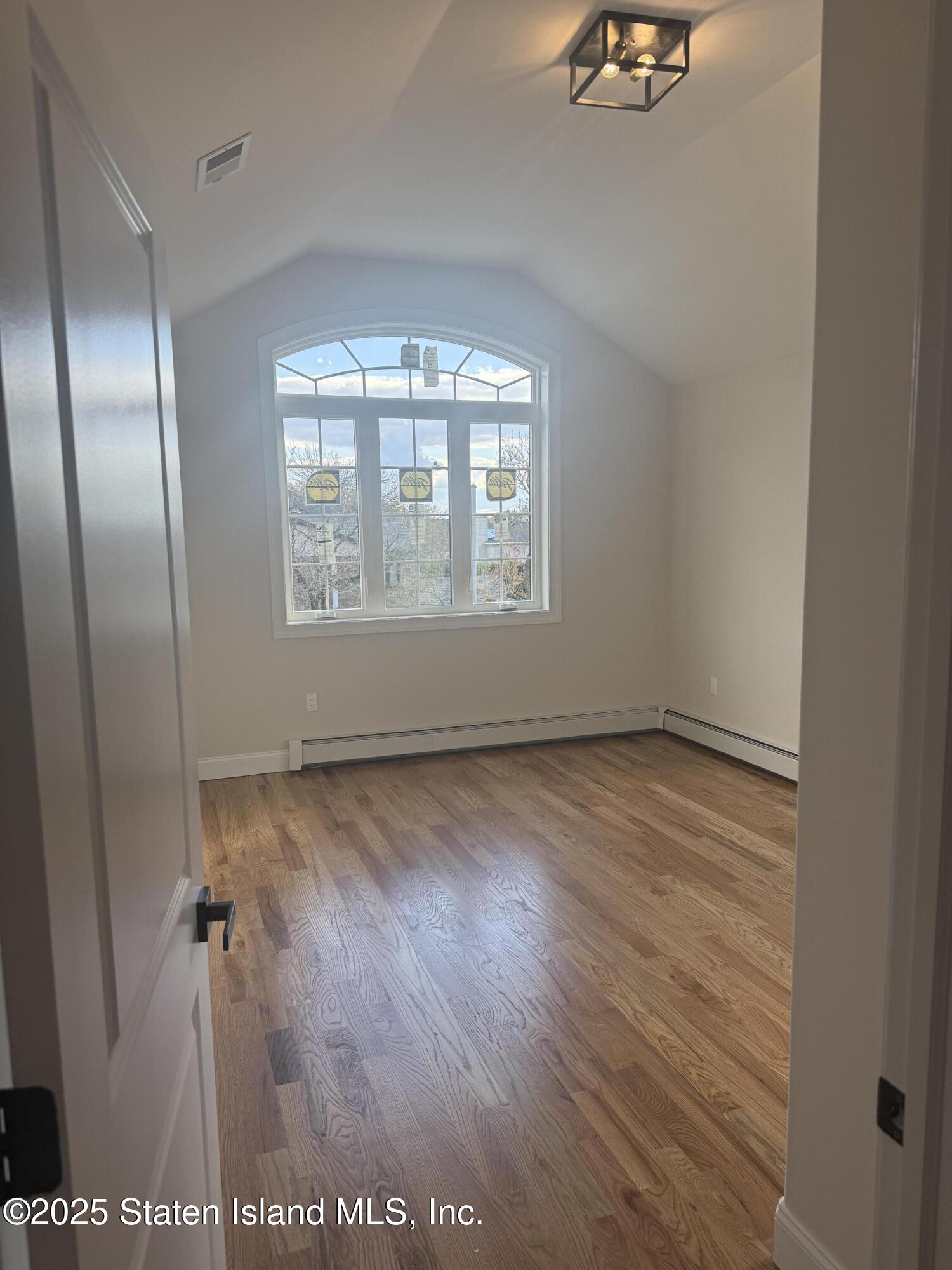 1051 Edgegrove Avenue, Staten Island, NY, 10309 image 25