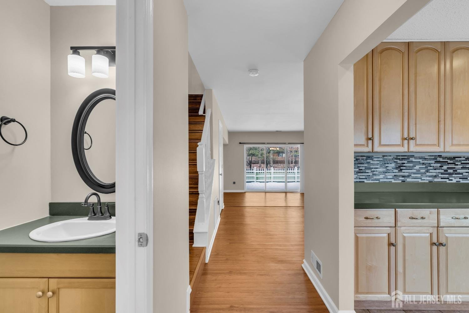 19 Albury Way Image 5
