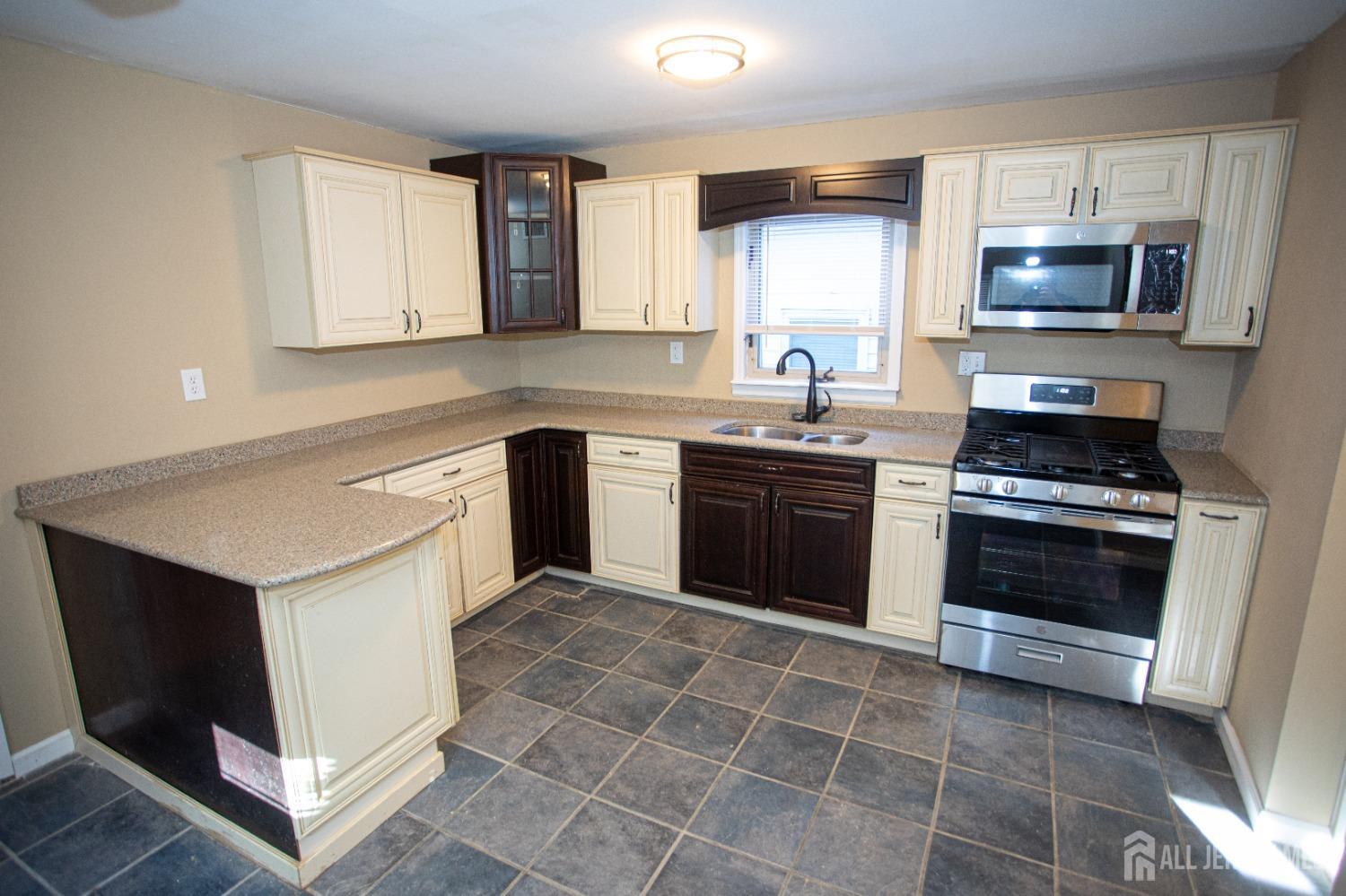 51 Shadyside Avenue, Old Bridge, NJ, 08879 image 9