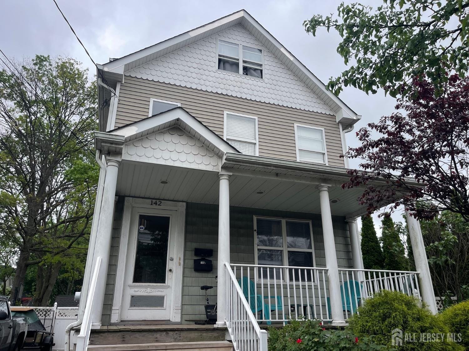 142 Joyce Kilmer Avenue Image 2