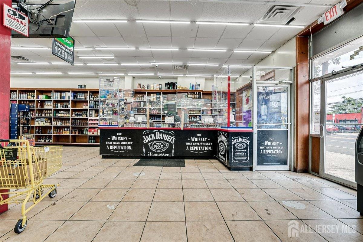 955 Frelinghuysen Avenue 957, Newark, NJ, 07114 image 17