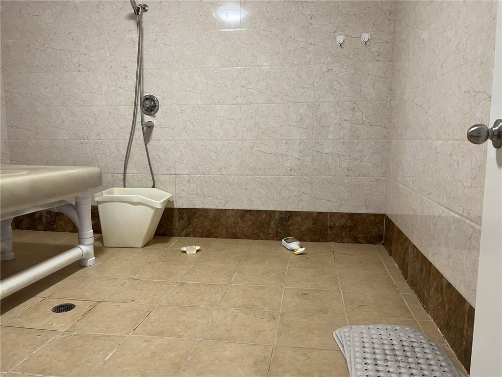 58-94 Grand Avenue, Queens, New York, 11378 image 20