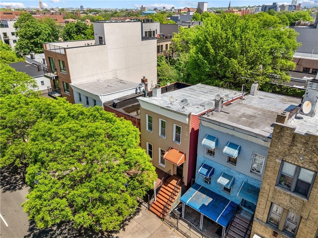 111 Schenectady Avenue Image 4