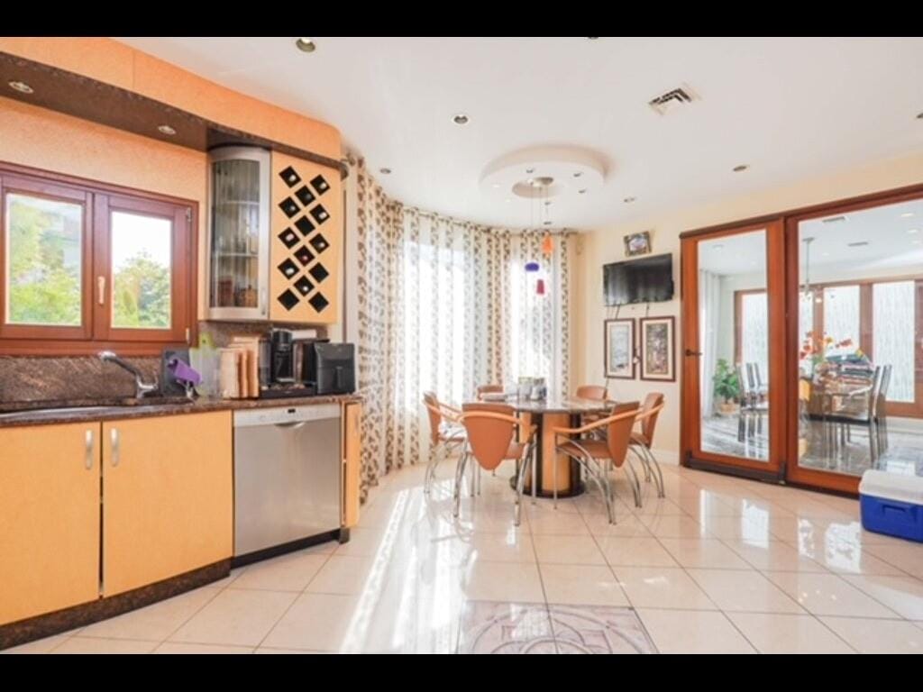 2239 East 63rd Street, Brooklyn, New York, 11234 image 12