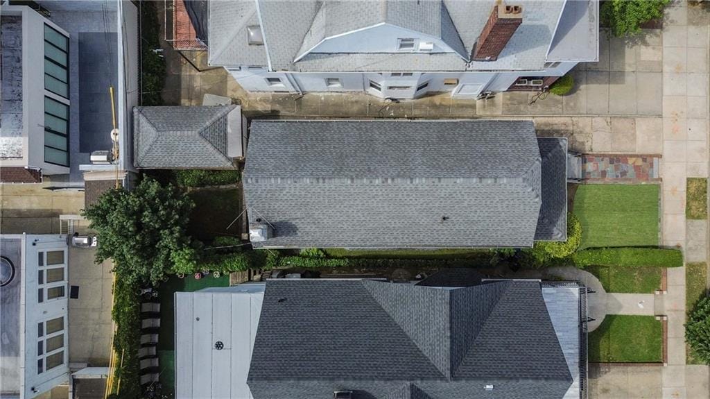 950 East 10th Street Image 5