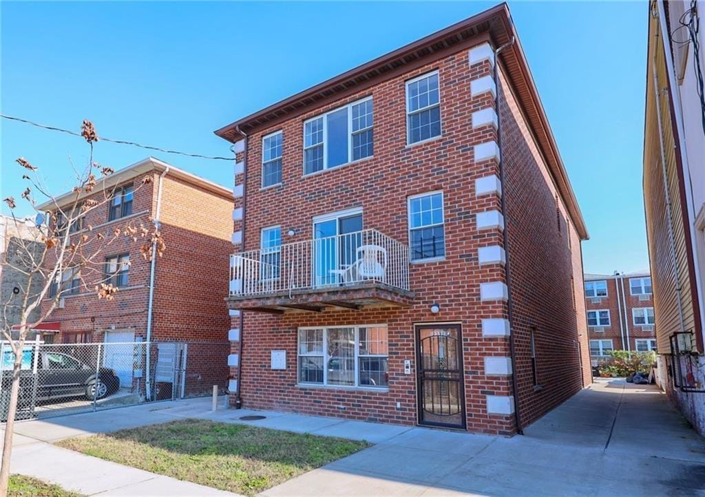 2331 West 12th Street Image 2