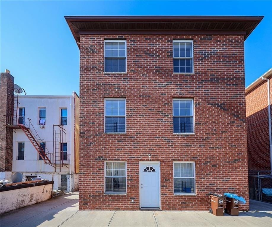 2331 West 12th Street Image 3