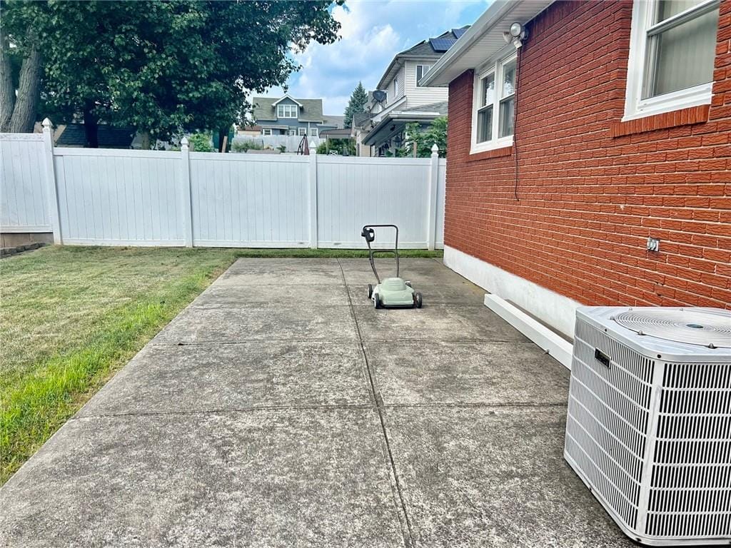 57 Jerome Road, Staten  Island, New York, 10305 image 19