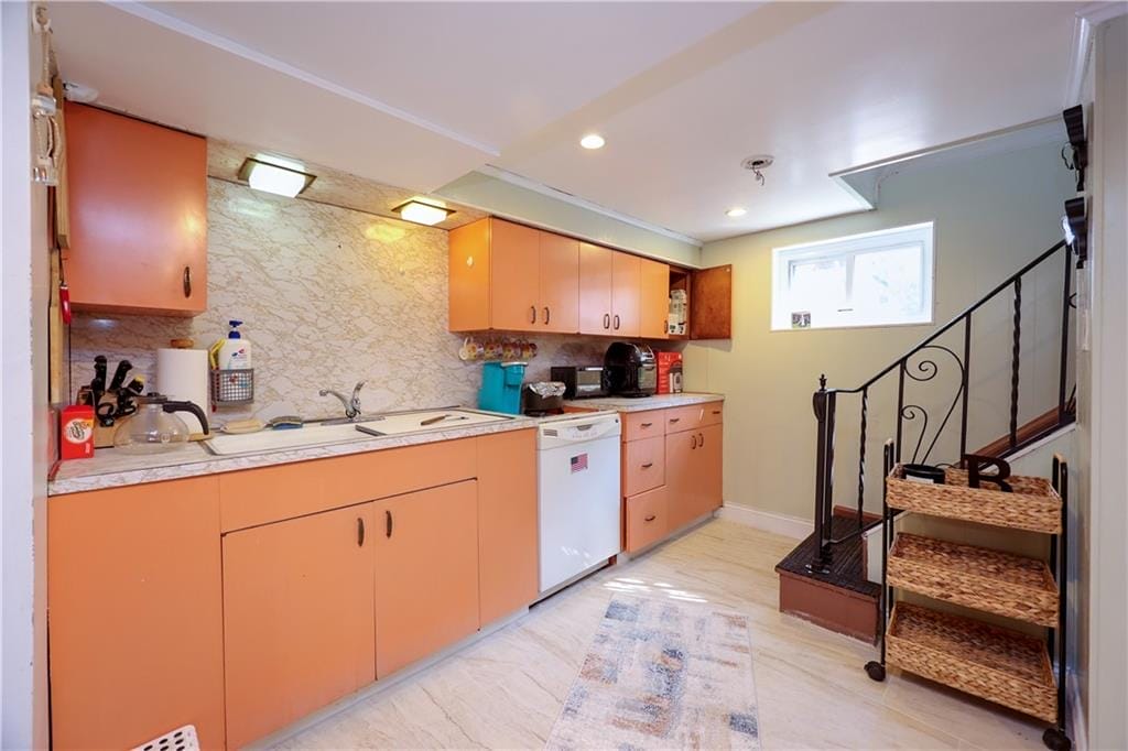 45 Laconia Avenue, Staten  Island, New York, 10305 image 23