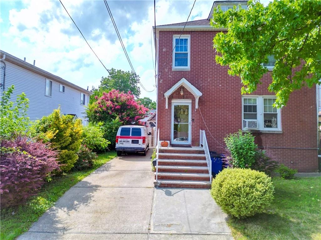 45 Laconia Avenue, Staten  Island, New York, 10305 image 28