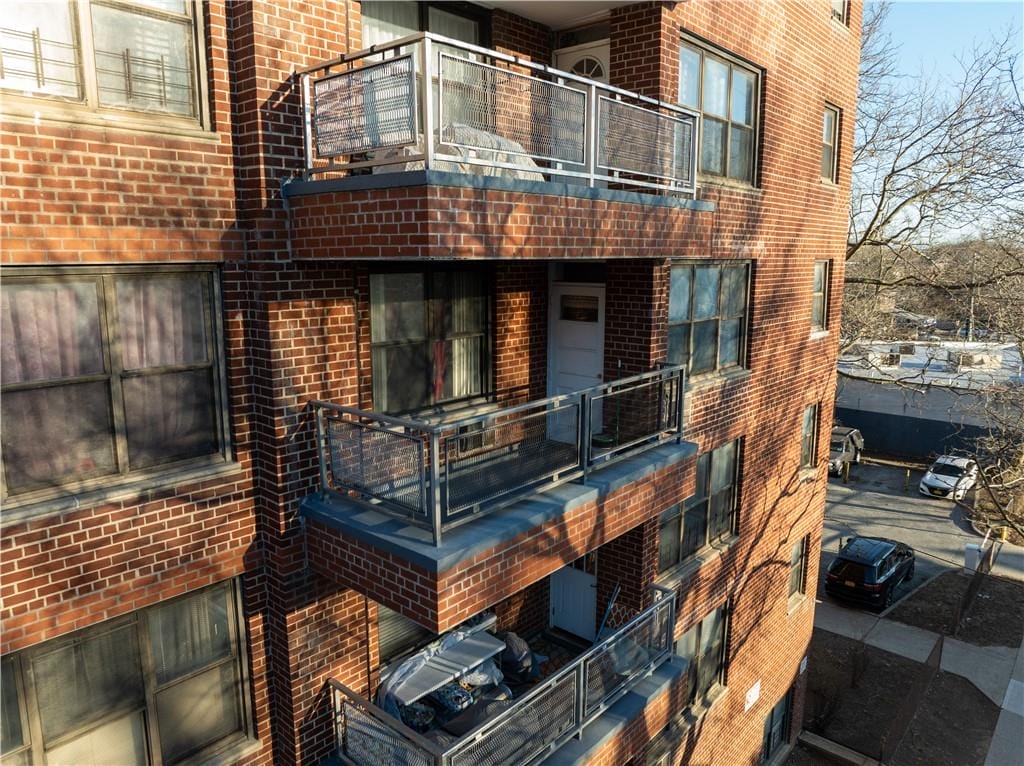 1165 East 54th Street 4S Image 2
