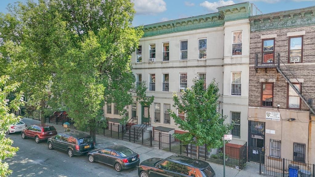 184 Hull Street C, Brooklyn, New York, 11233 image 23