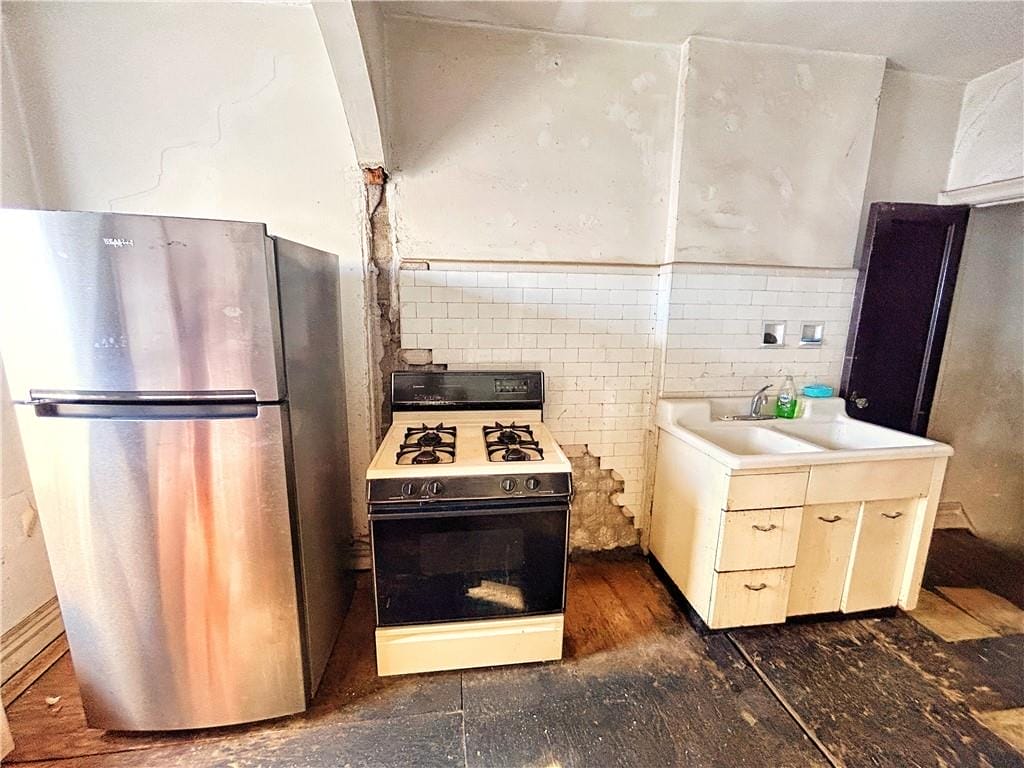 2610 Avenue T Image 4