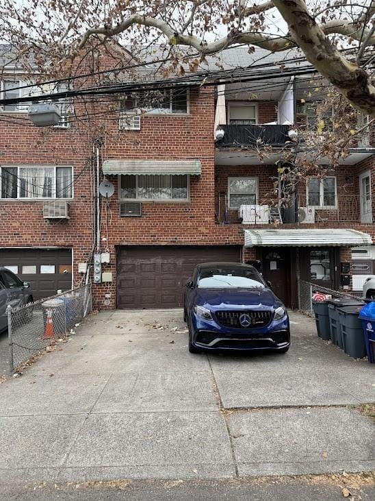 2075 East 55th Street Image 1