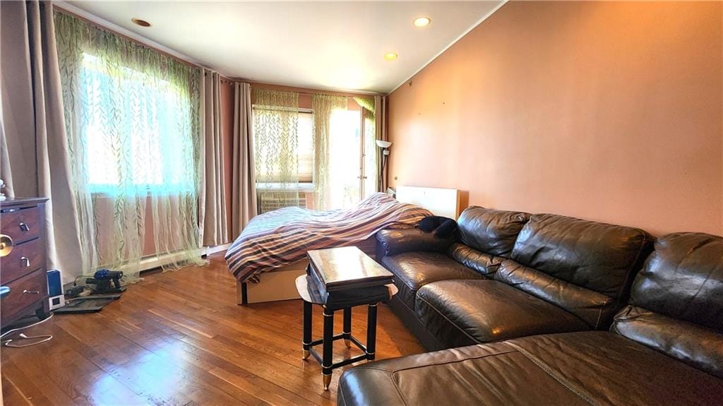 3392 Guider Avenue 4 Image 5