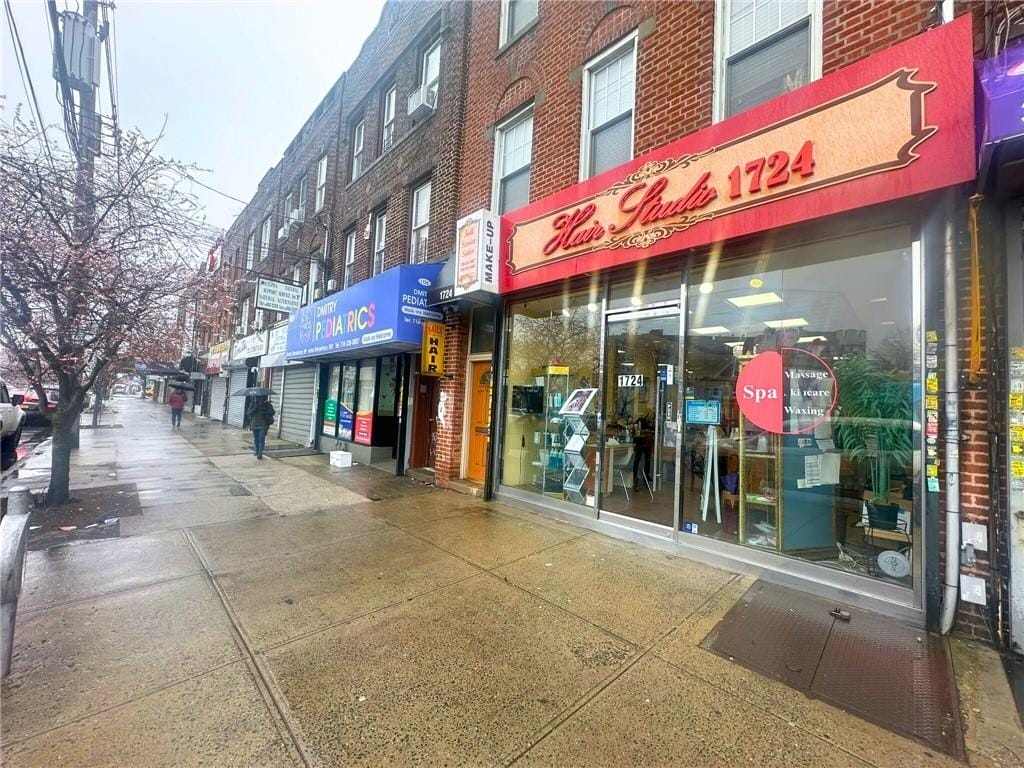 1724 Flatbush Avenue Image 2