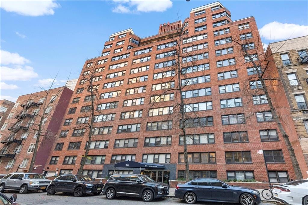 520 East 81st Street 12D Image 2