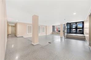 2330 Voorhies Avenue 1C Image 3