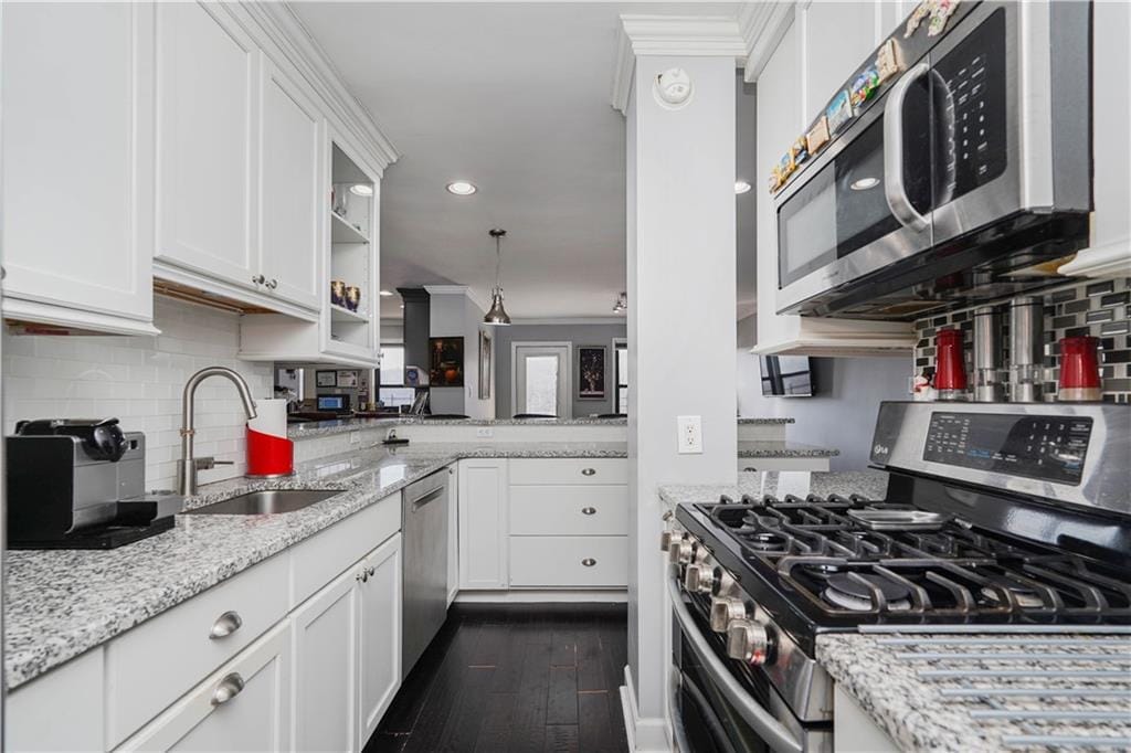 1000 Clove Road 6P, Staten  Island, New York, 10301 image 8