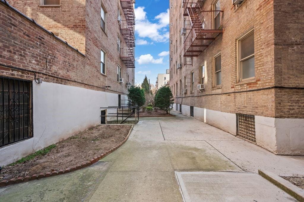 9425 Shore Road 2J, Brooklyn, New York, 11209 image 21