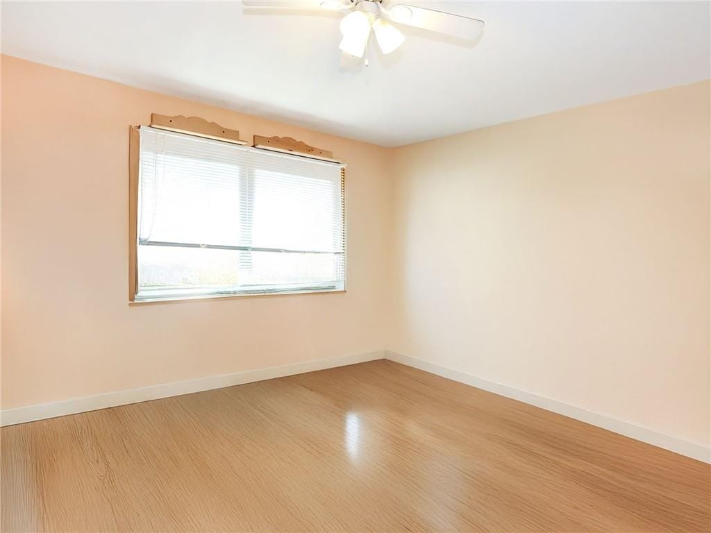 106 Vincent Avenue, Staten  Island, New York, 10306 image 14