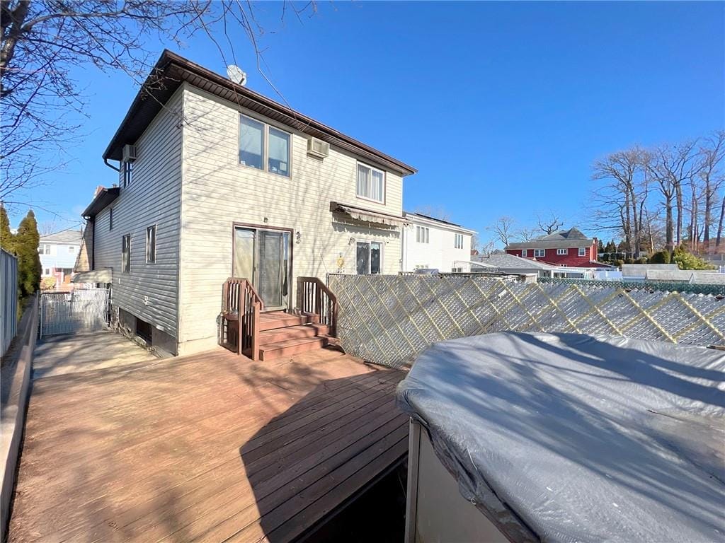 106 Vincent Avenue, Staten  Island, New York, 10306 image 17