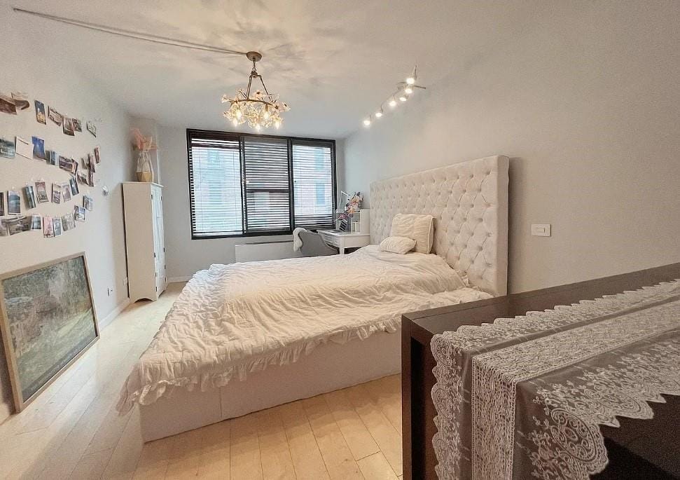 215 West 95th Street 4F Image 1