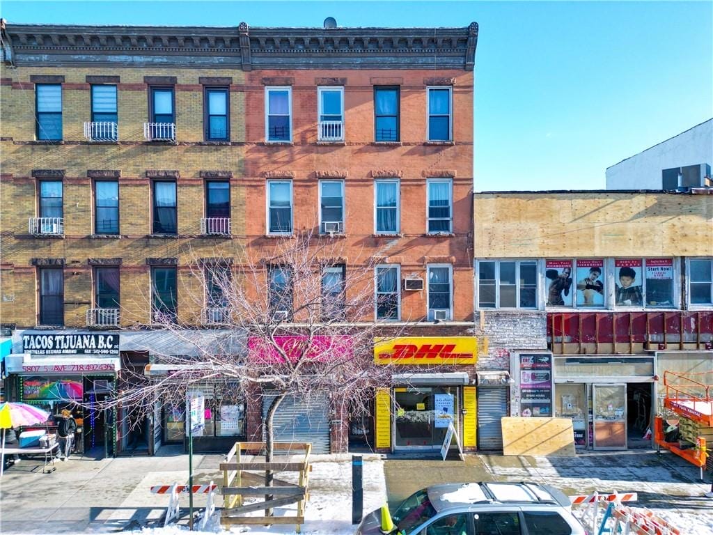 5811 5th Avenue Image 2