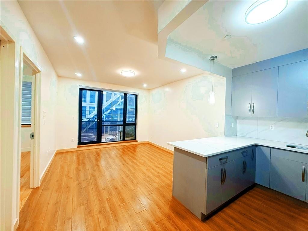 42-22 Crescent Street 2C Image 2