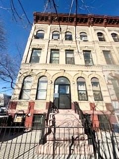 327 Vernon Avenue, Brooklyn, New York, 11206 image 11