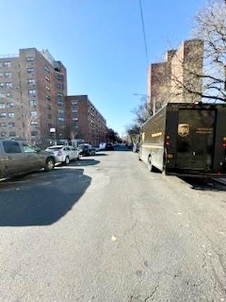 327 Vernon Avenue, Brooklyn, New York, 11206 image 25