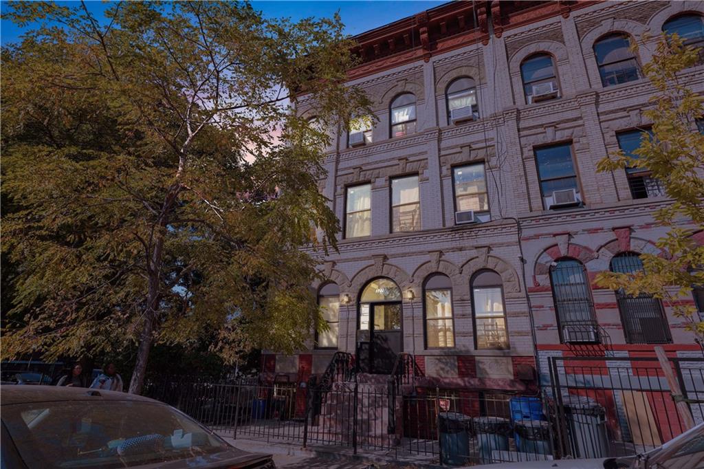 327 Vernon Avenue, Brooklyn, New York, 11206 image 6