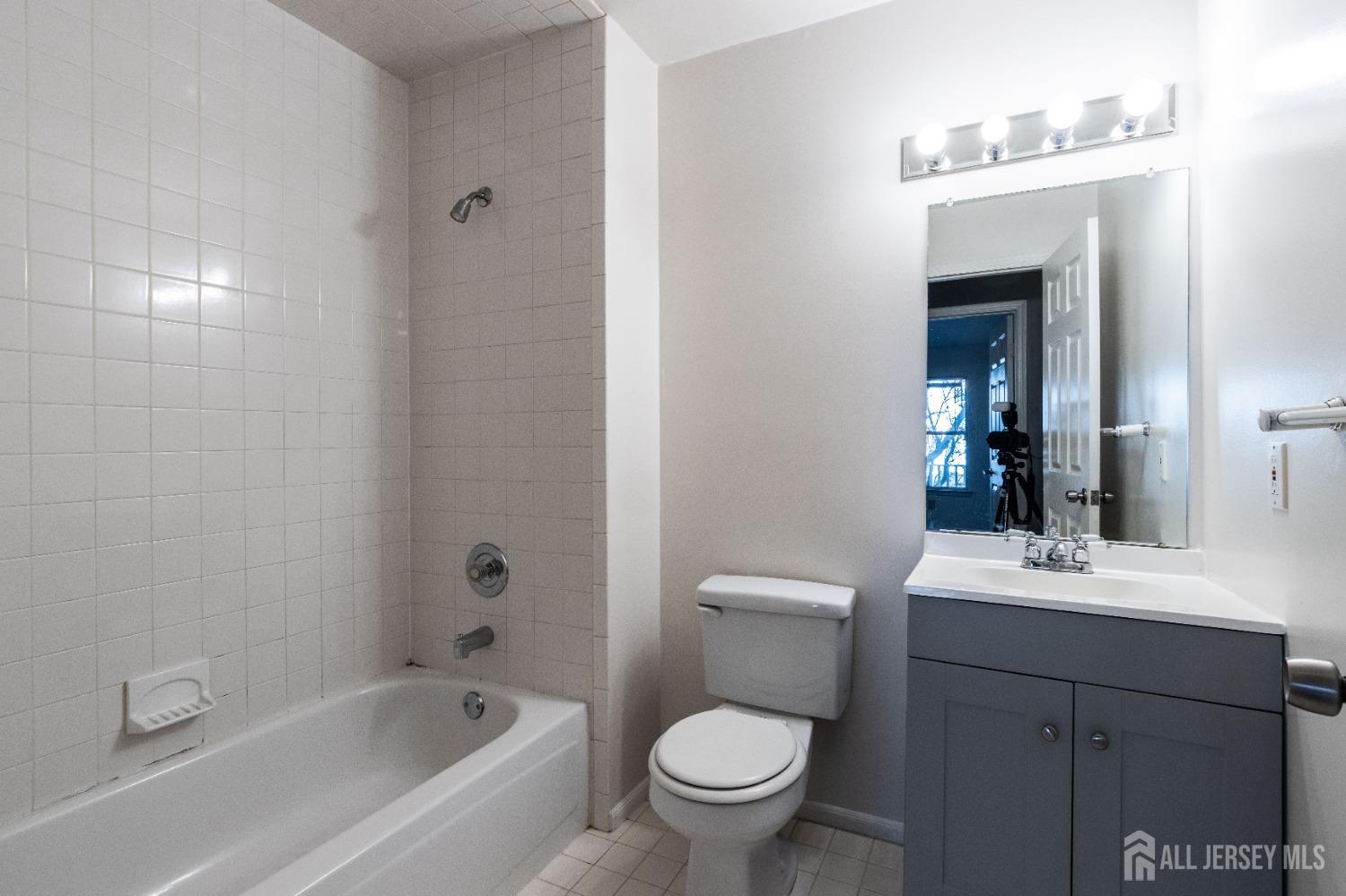 120 Exeter Court, Piscataway, NJ, 08854 image 20