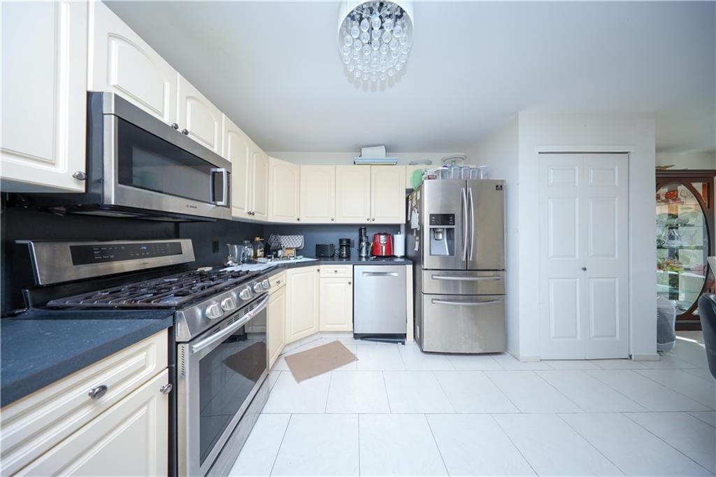 30 Conference Court, Staten  Island, New York, 10307 image 6