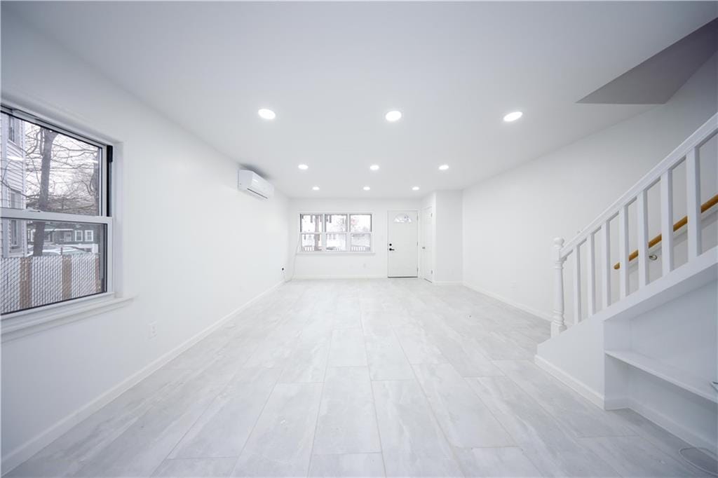 84 Elm Street, Staten  Island, New York, 10310 image 9