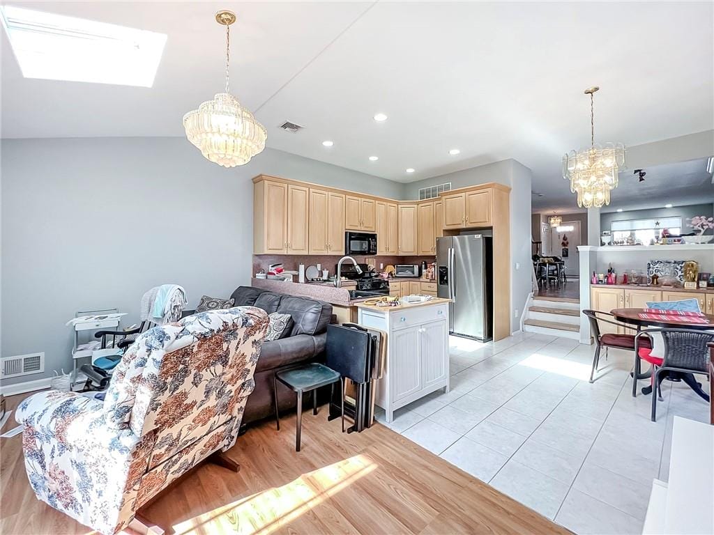 28 Mandy Court, Staten  Island, New York, 10309 image 14